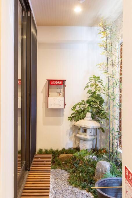 静響の宿 Silent Echo Inn Osaka Ngoại thất bức ảnh